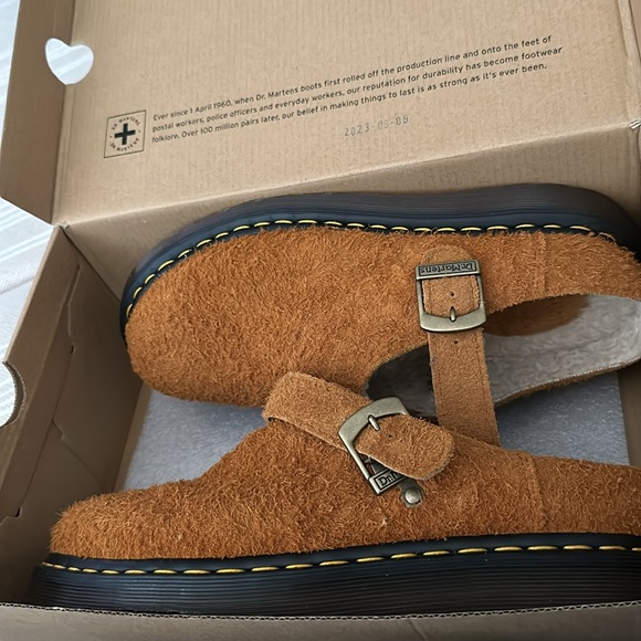 New Dr Martens suede slip ons men’s - Picture 11 of 11